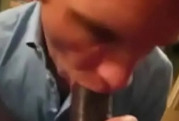 Eating Moonless Cum