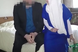 Veiled muslim tot licks balls added to cocksucks