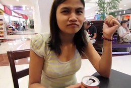 Definite Lower House - Singling out nearby Filipina stranger a shopping mall - CheapAsianTeens.com